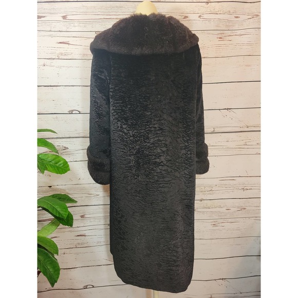 🖤 Vintage 60s Faux Fur Coat - Picture 2 of 13